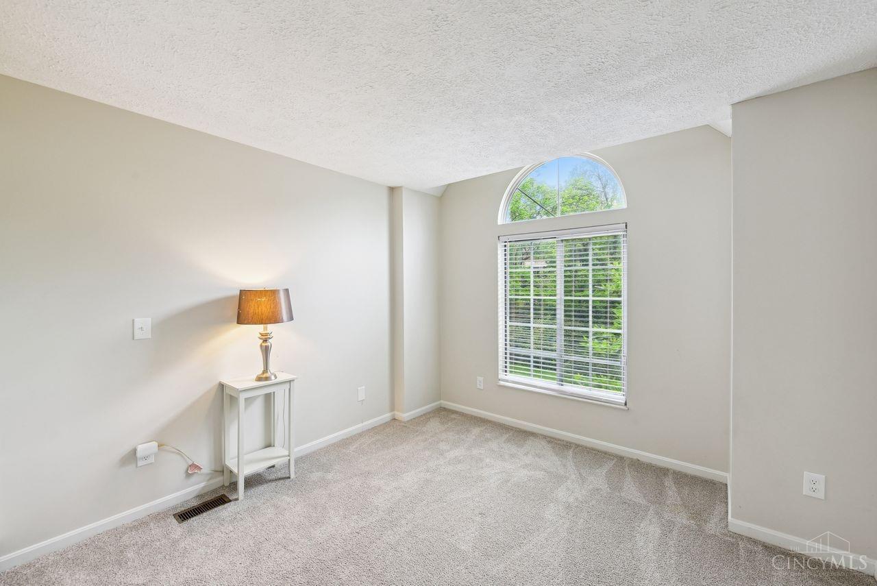 5532 Regimental Place, Cincinnati, Ohio image 23