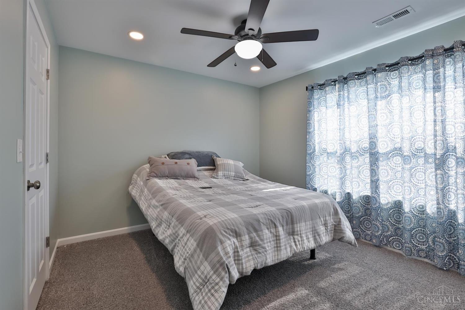 5082 Greenshire Drive, Cleves, Ohio image 27