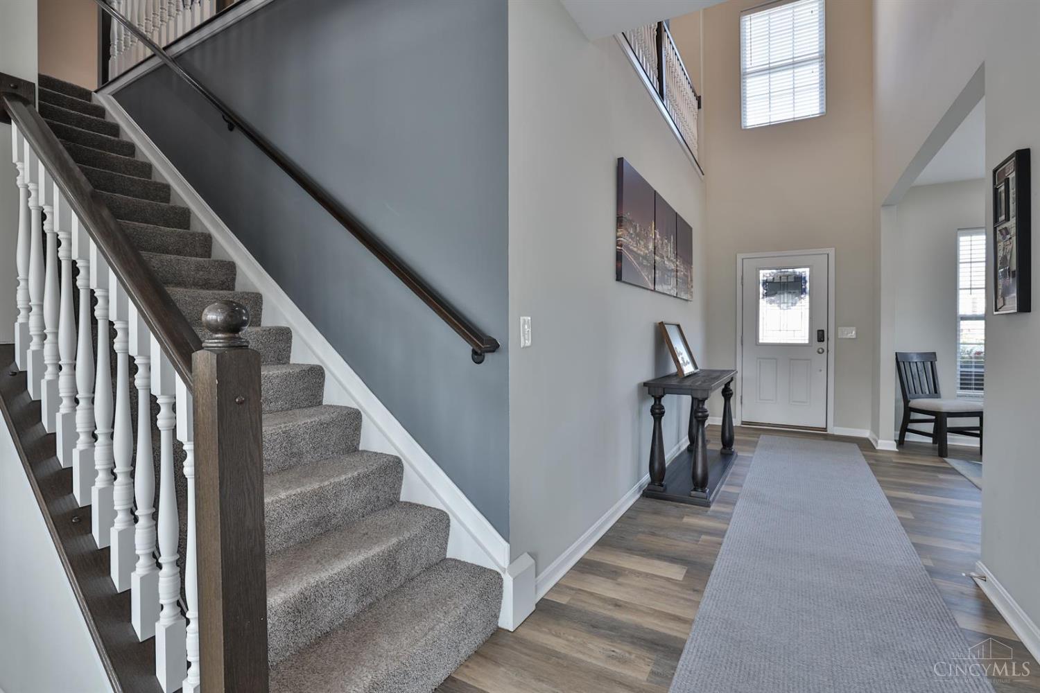 5082 Greenshire Drive, Cleves, Ohio image 3