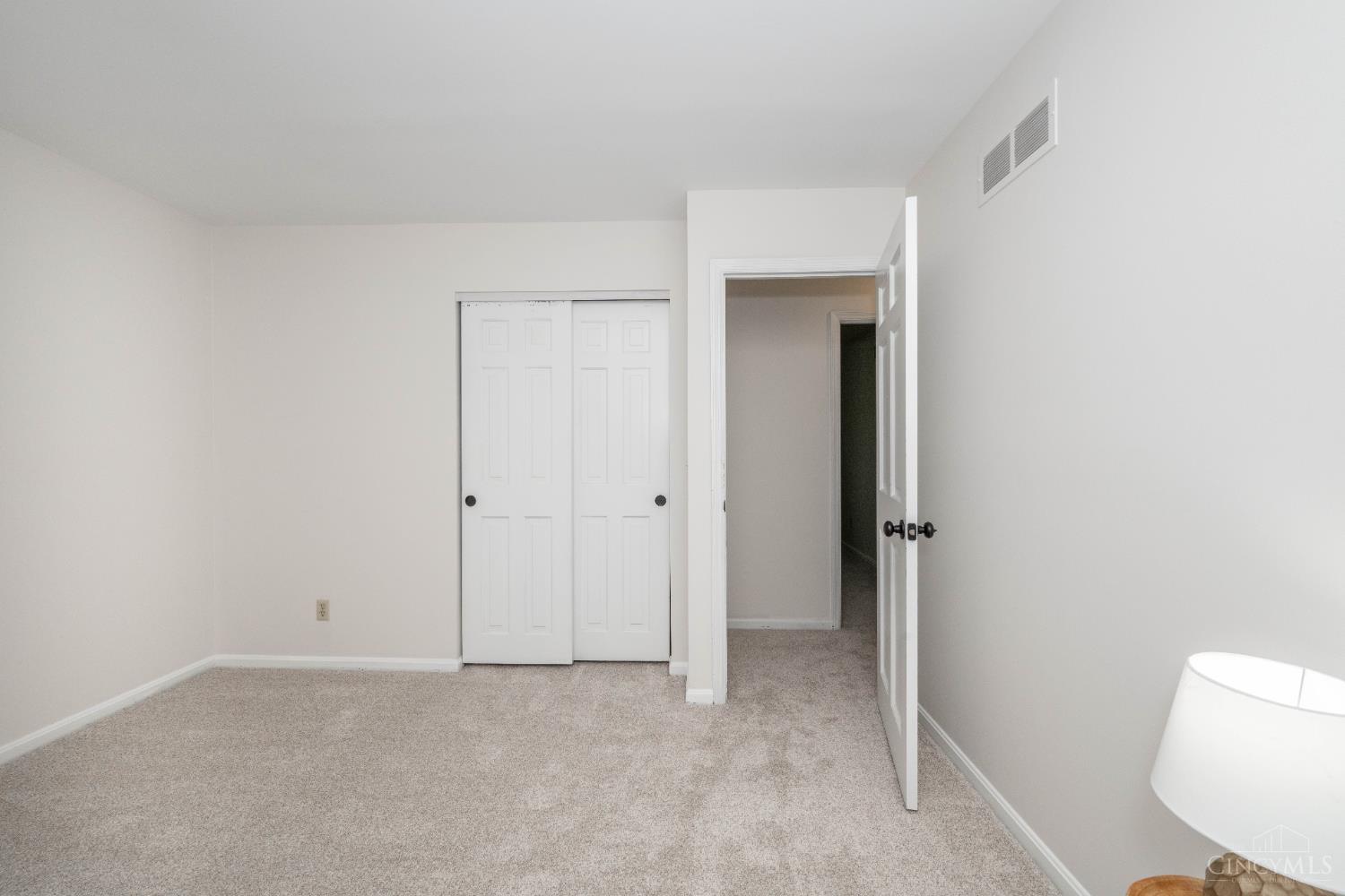 8721 Tanagerwoods Drive, Montgomery, Ohio image 45