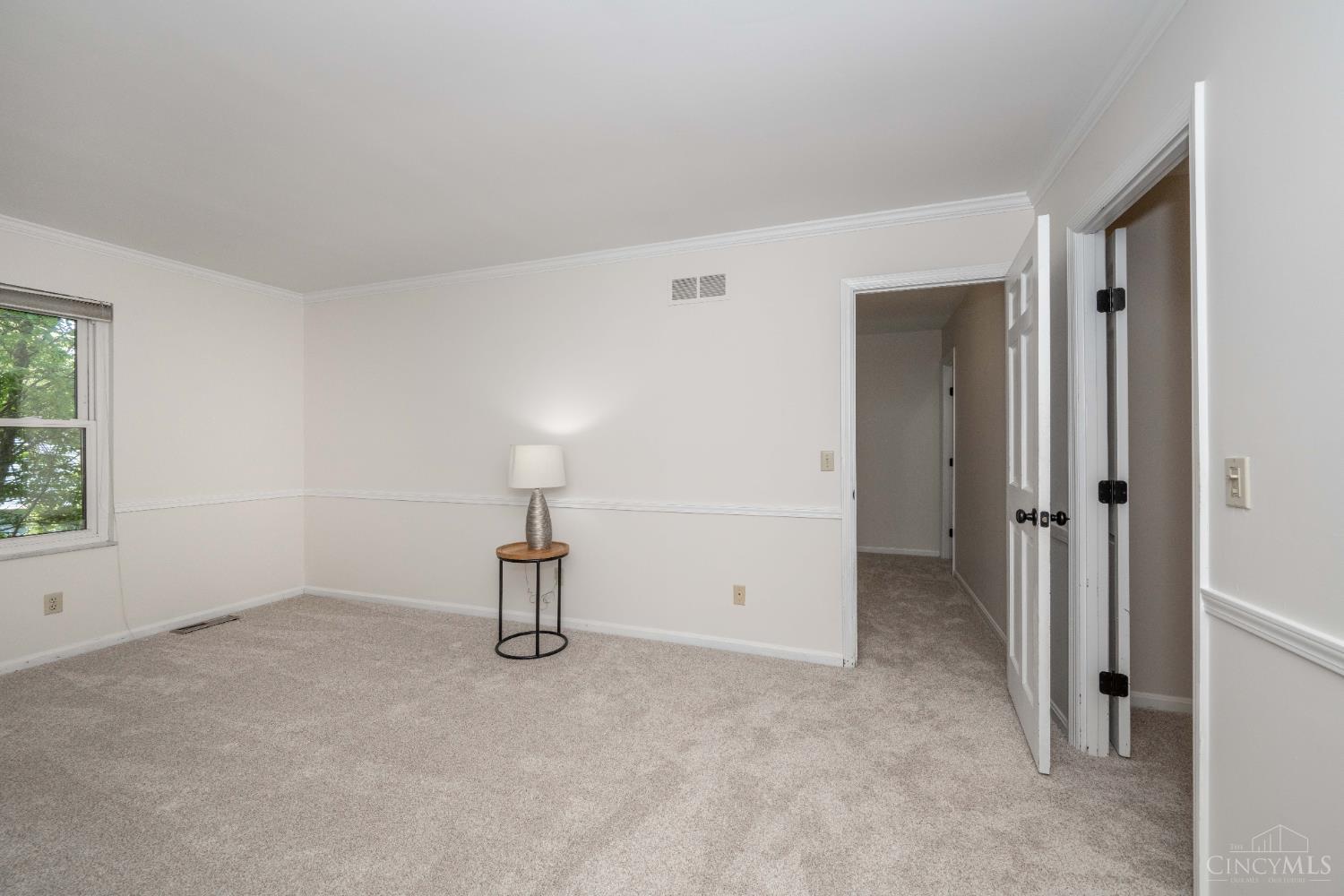 8721 Tanagerwoods Drive, Montgomery, Ohio image 30
