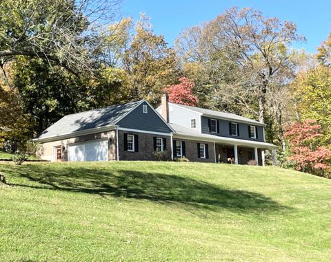 Photo of 5494 Koester Knoll, Batavia, OH 45103 (MLS # 1858469) Photo of 5494 Koester Knoll, Batavia, OH 45103 (MLS # 1858469)