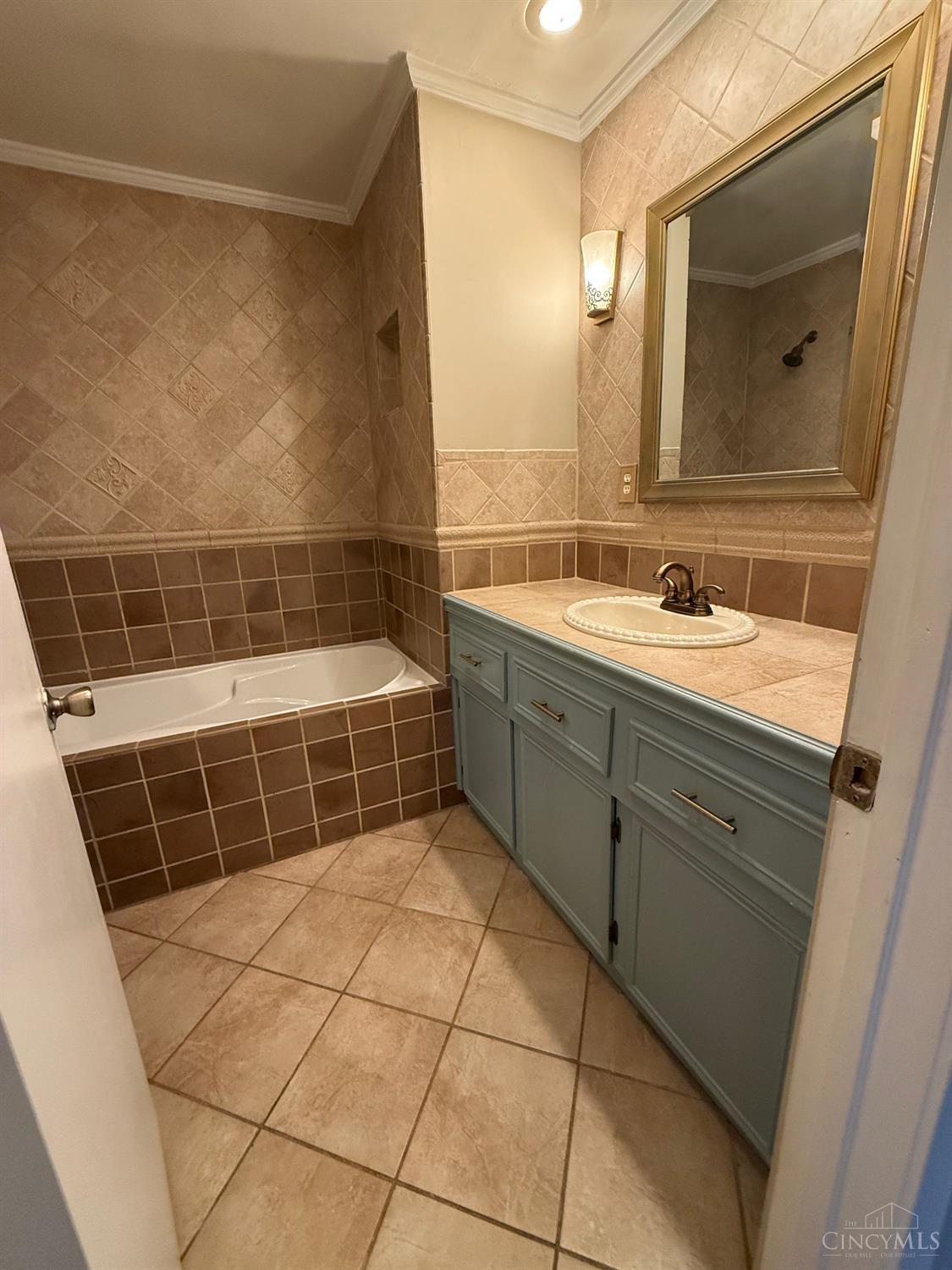 3115 Pearl Drive, Franklin, Ohio image 10