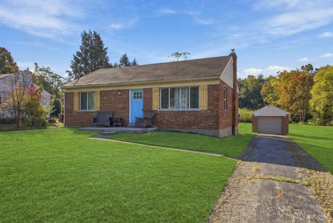 Photo of 7181 Bridges Road, Anderson Township, OH 45230 (MLS # 1893546)
