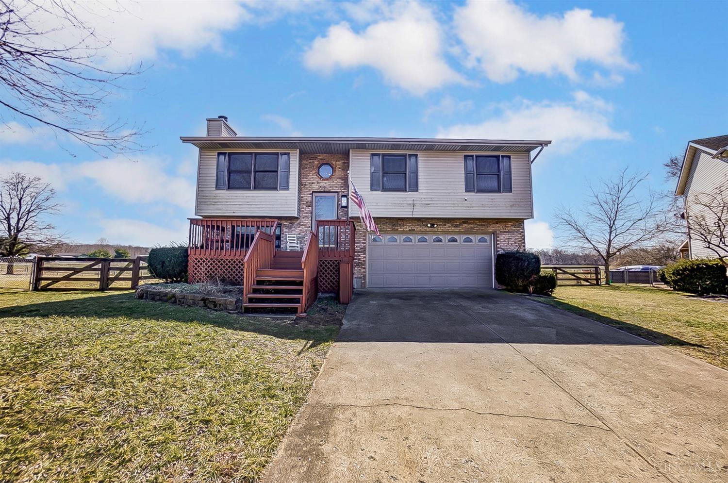 6828 Torrington Drive, Franklin, Ohio image 1
