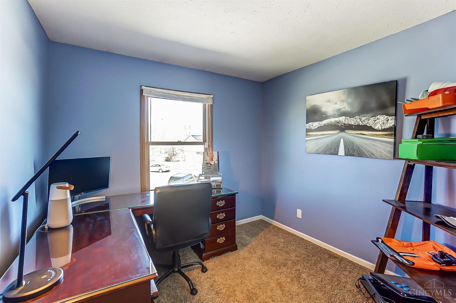 6828 Torrington Drive, Franklin, Ohio image 13