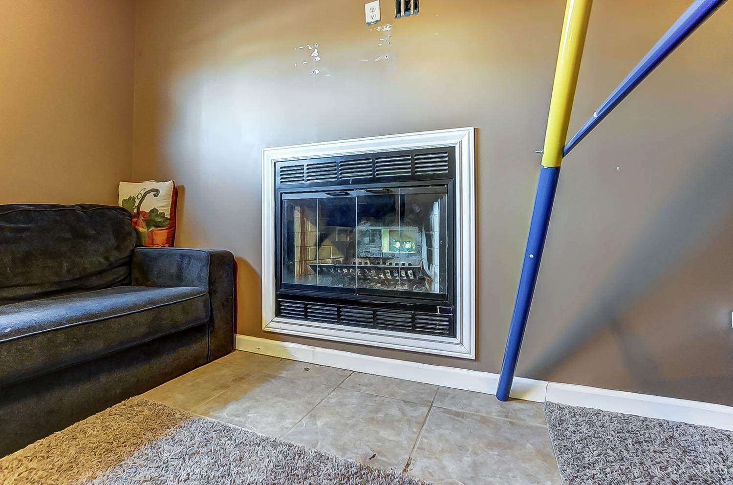 6828 Torrington Drive, Franklin, Ohio image 17
