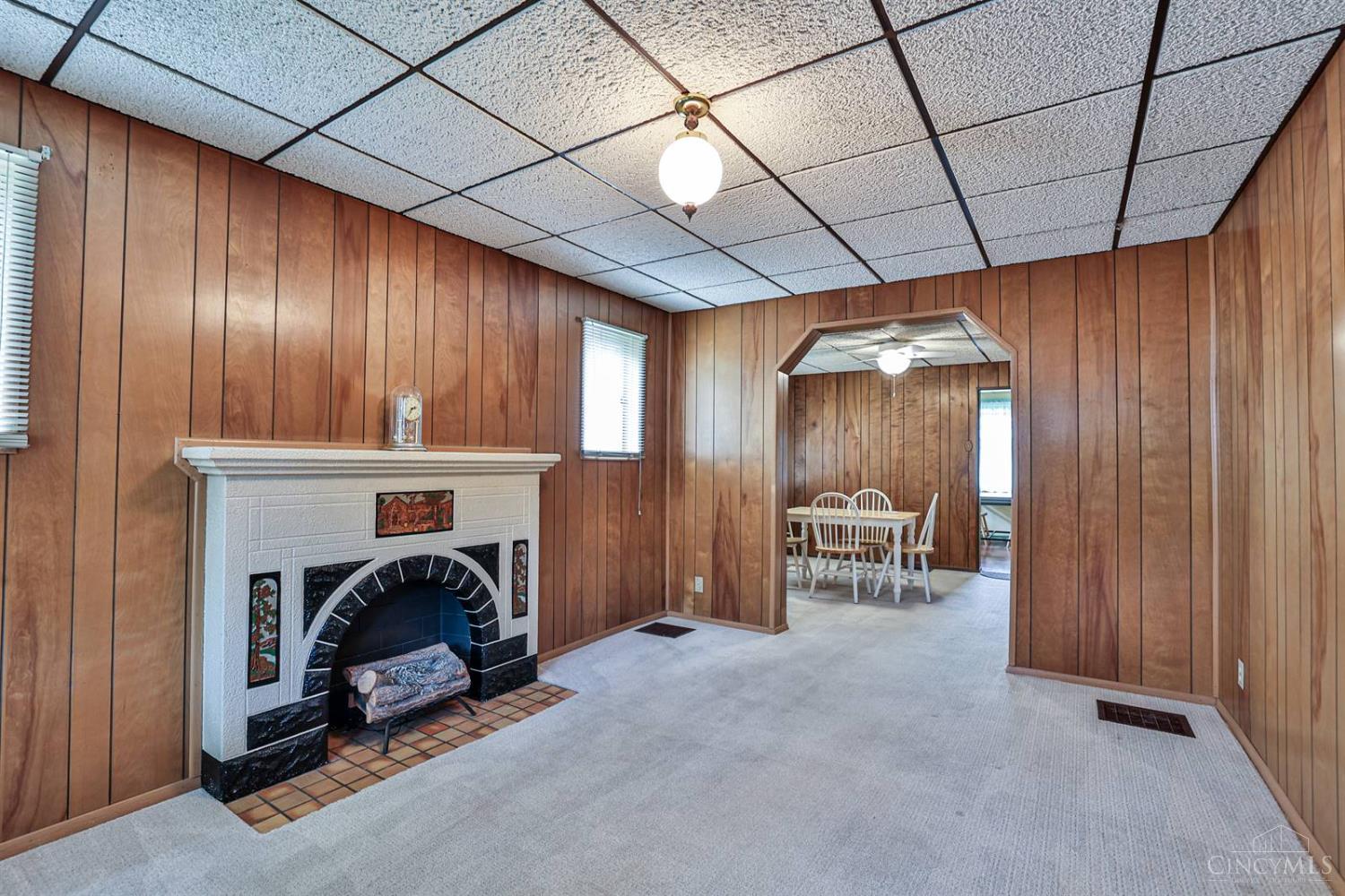 3933 N Clerose Circle, Cincinnati, Ohio image 4