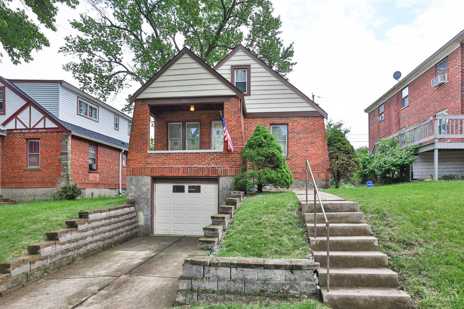 3933 N Clerose Circle, Cincinnati, Ohio image 1