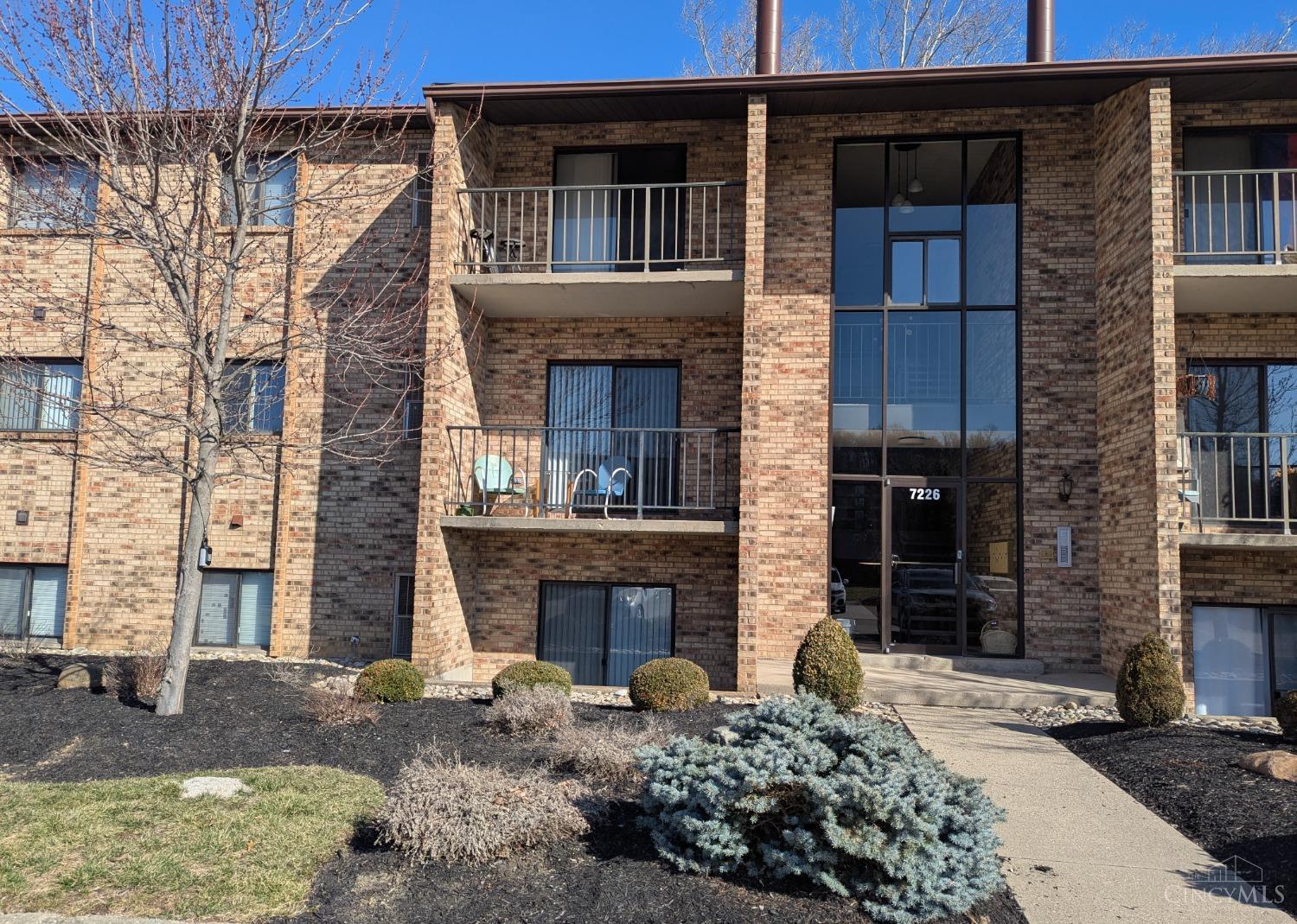 7226 Creekview Drive #1, Colerain Twp, Ohio image 1