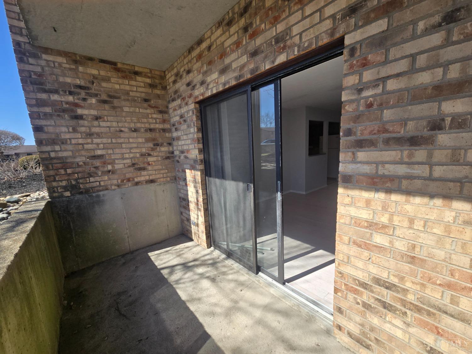 7226 Creekview Drive #1, Colerain Twp, Ohio image 2