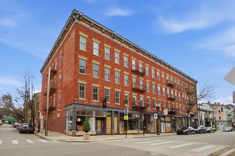 Photo of 1410 Main Street #3D, Cincinnati, OH 45202 (MLS # 1864084)