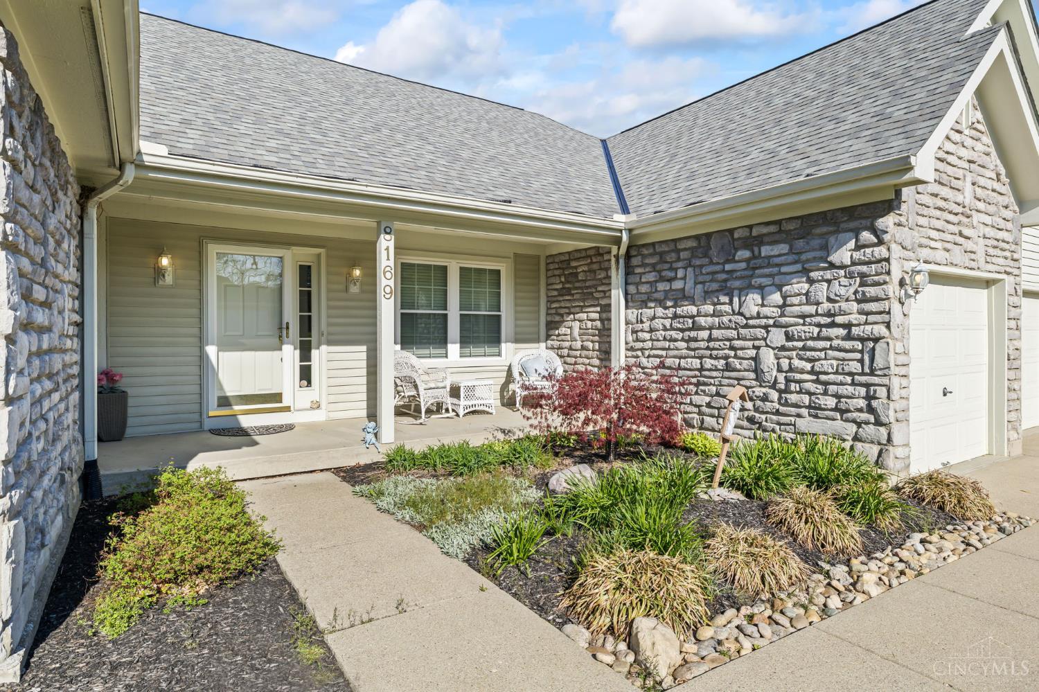 8169 Lakevalley