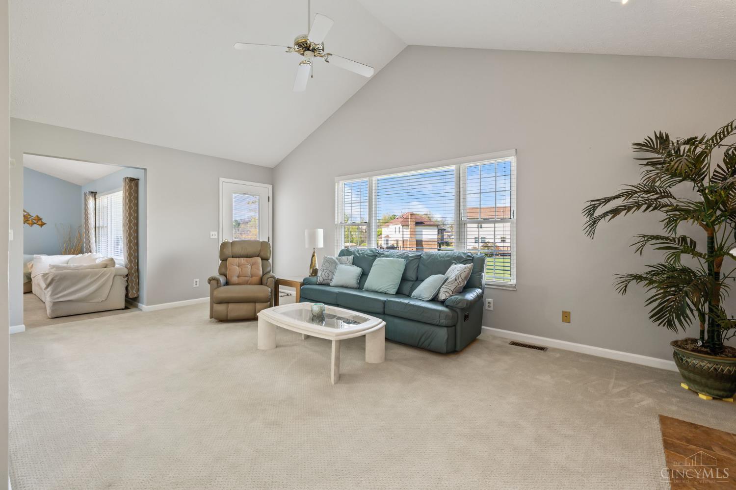 8169 Lakevalley