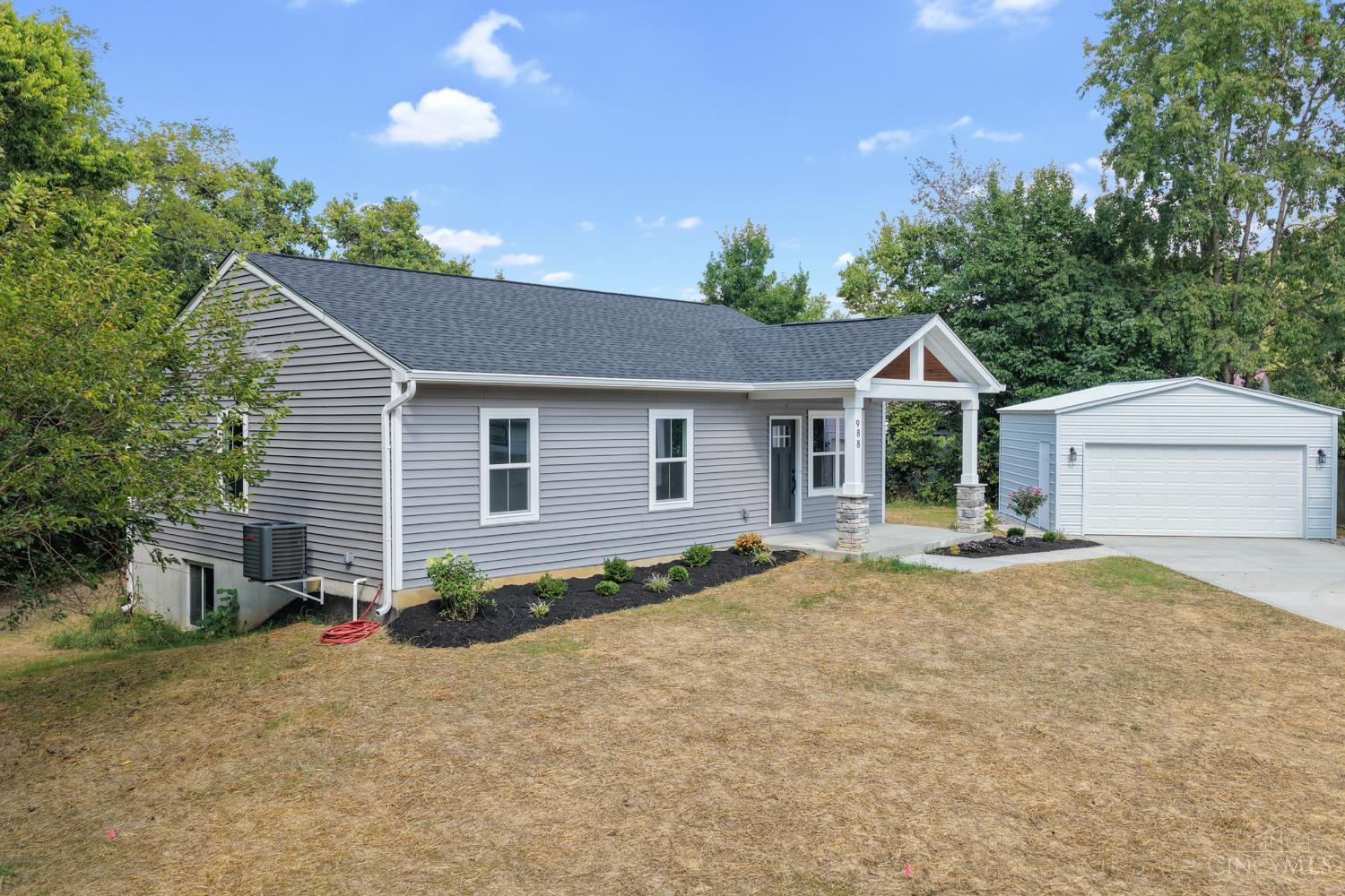 988 Crabtree Court
