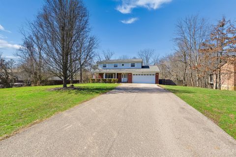 Photo of 1052 Rainbow Trail, Miami Township, OH 45150 (MLS # 1869074)