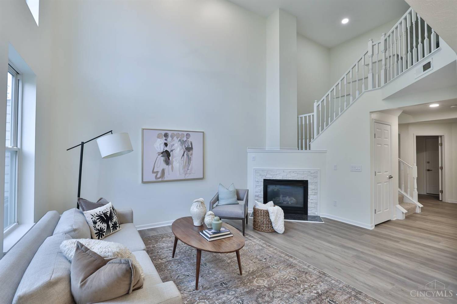 6134 Lakelyn Drive