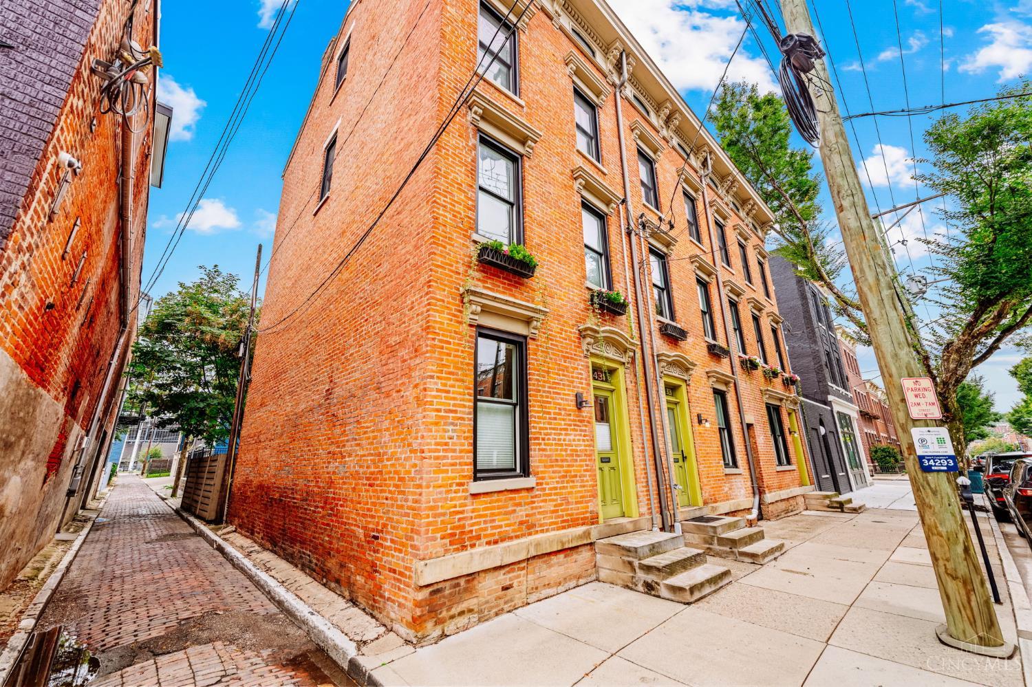 1433 Elm Street