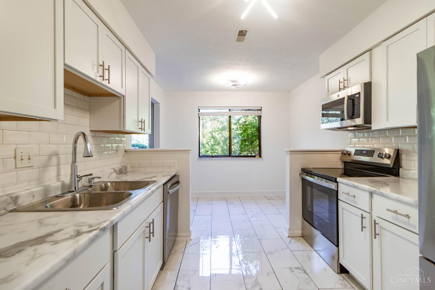 2200 Augusta Boulevard 122