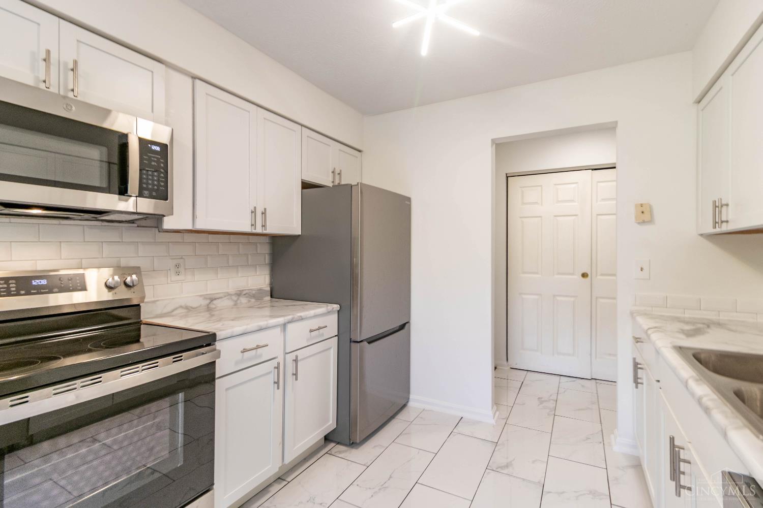 2200 Augusta Boulevard 122