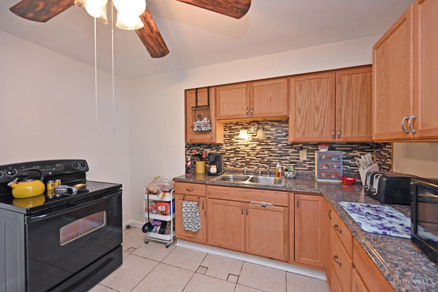 1613 Rosemont Avenue, Cincinnati, Ohio image 12