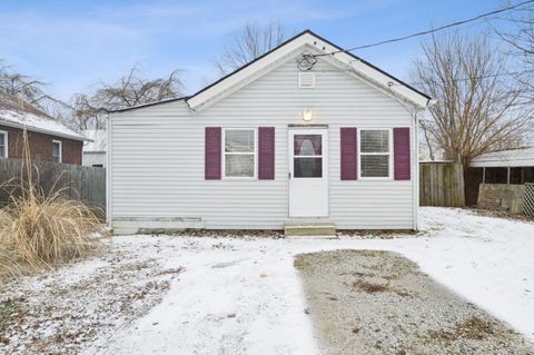 Photo of 609 Light Street, Franklin Township, OH 45120 (MLS # 1866981)