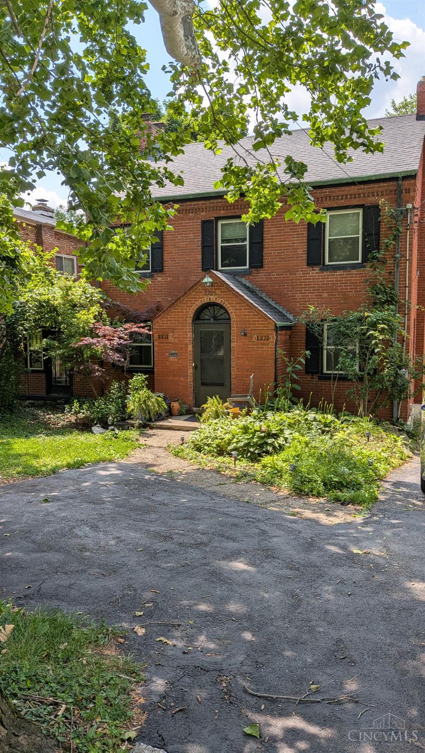 2214 W North Bend Road