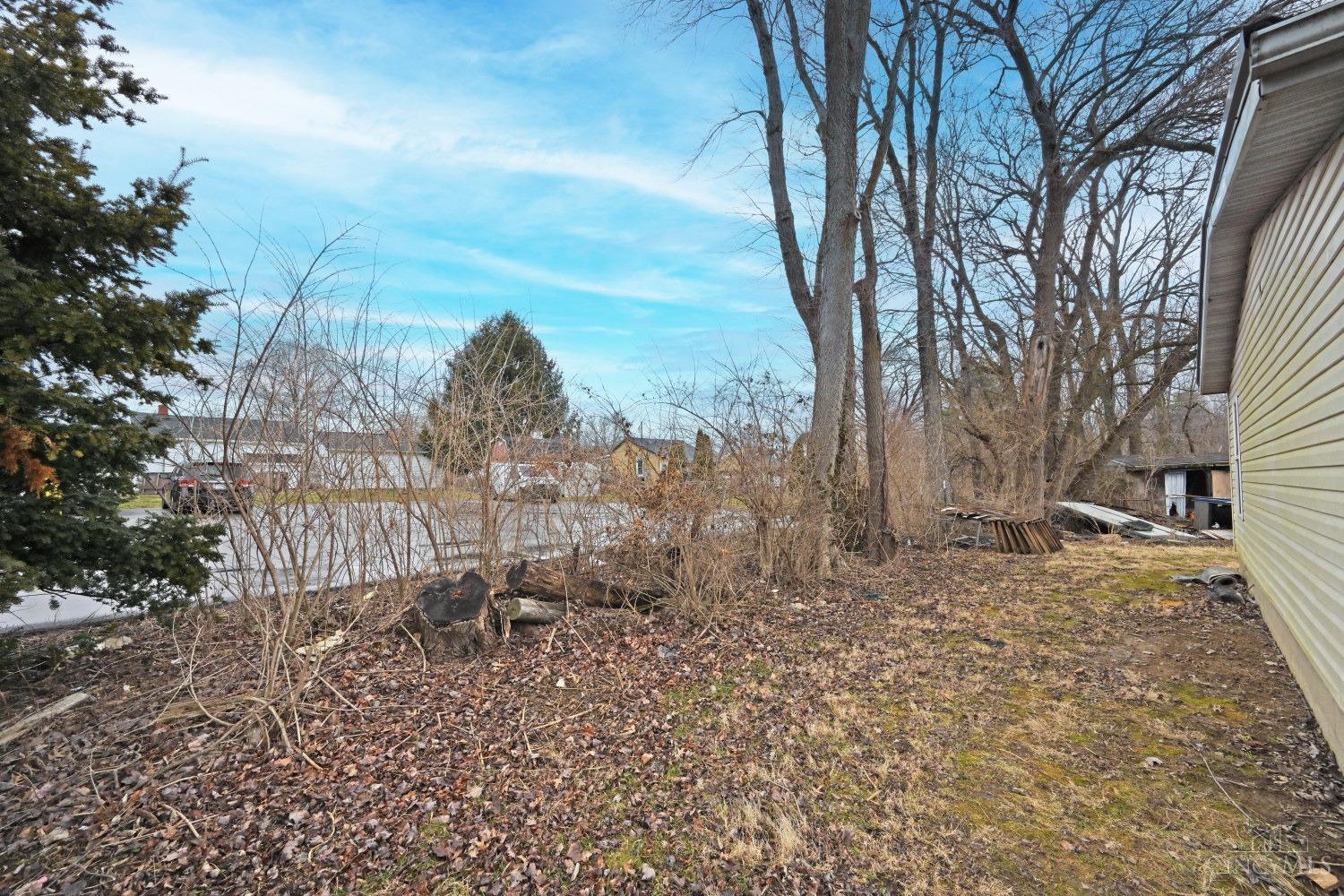 211 S Apple Street, Fayetteville, Ohio image 31