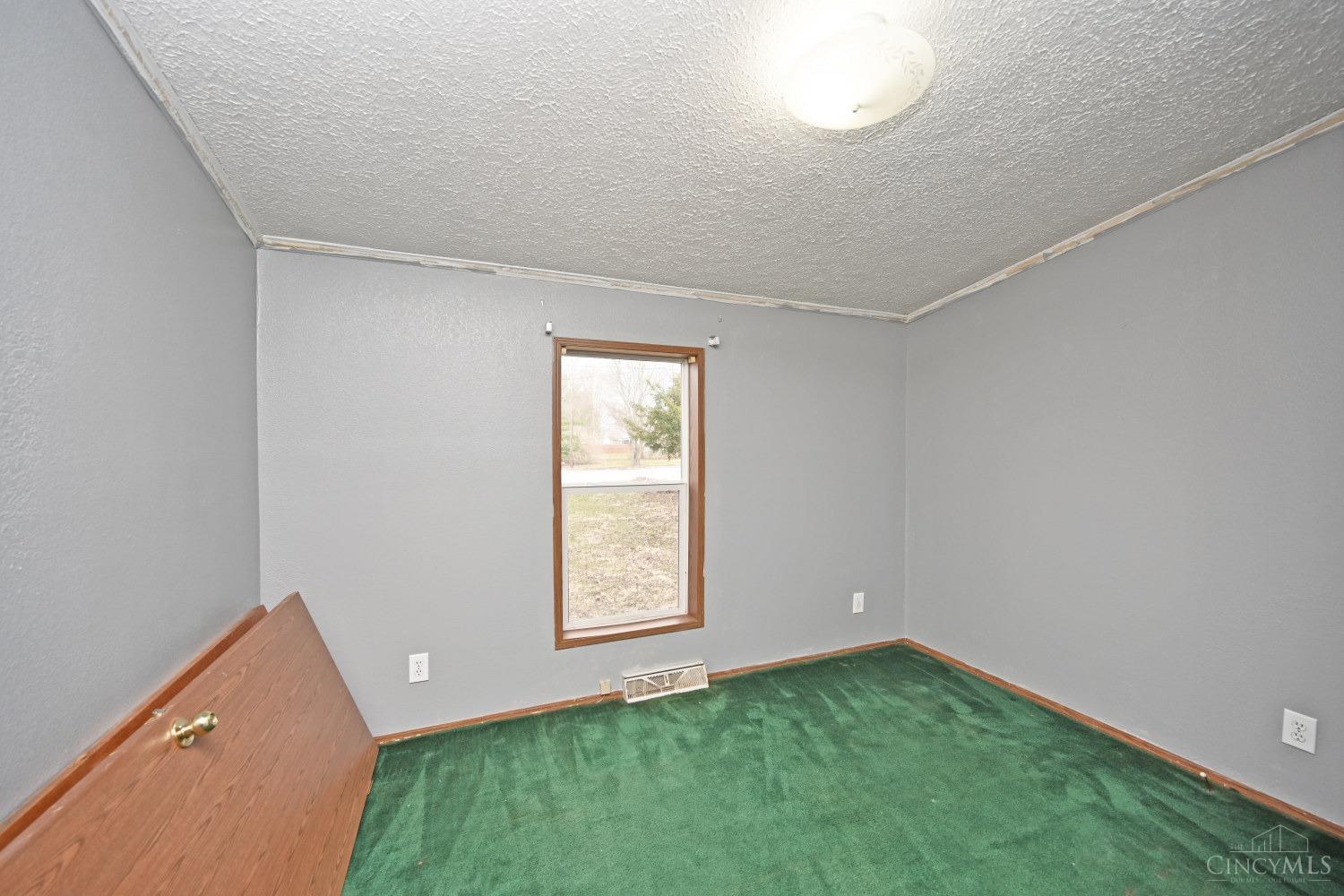 211 S Apple Street, Fayetteville, Ohio image 29