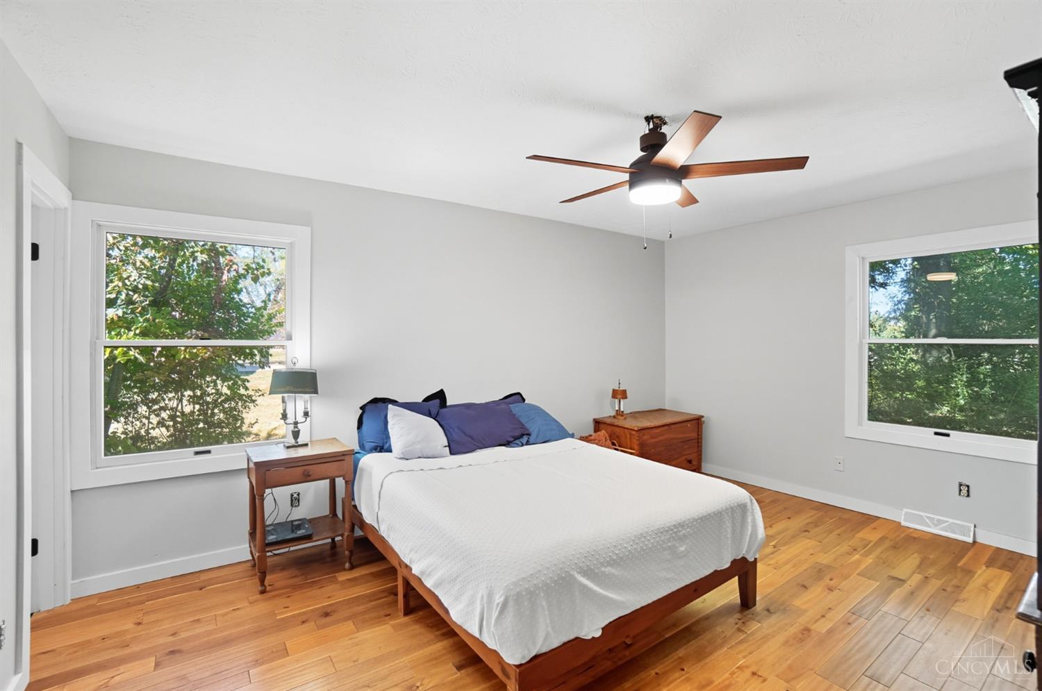 Green Twp, Ohio 45247, United States, 3 Bedrooms Bedrooms, ,3 BathroomsBathrooms,Residential,Pending,214243