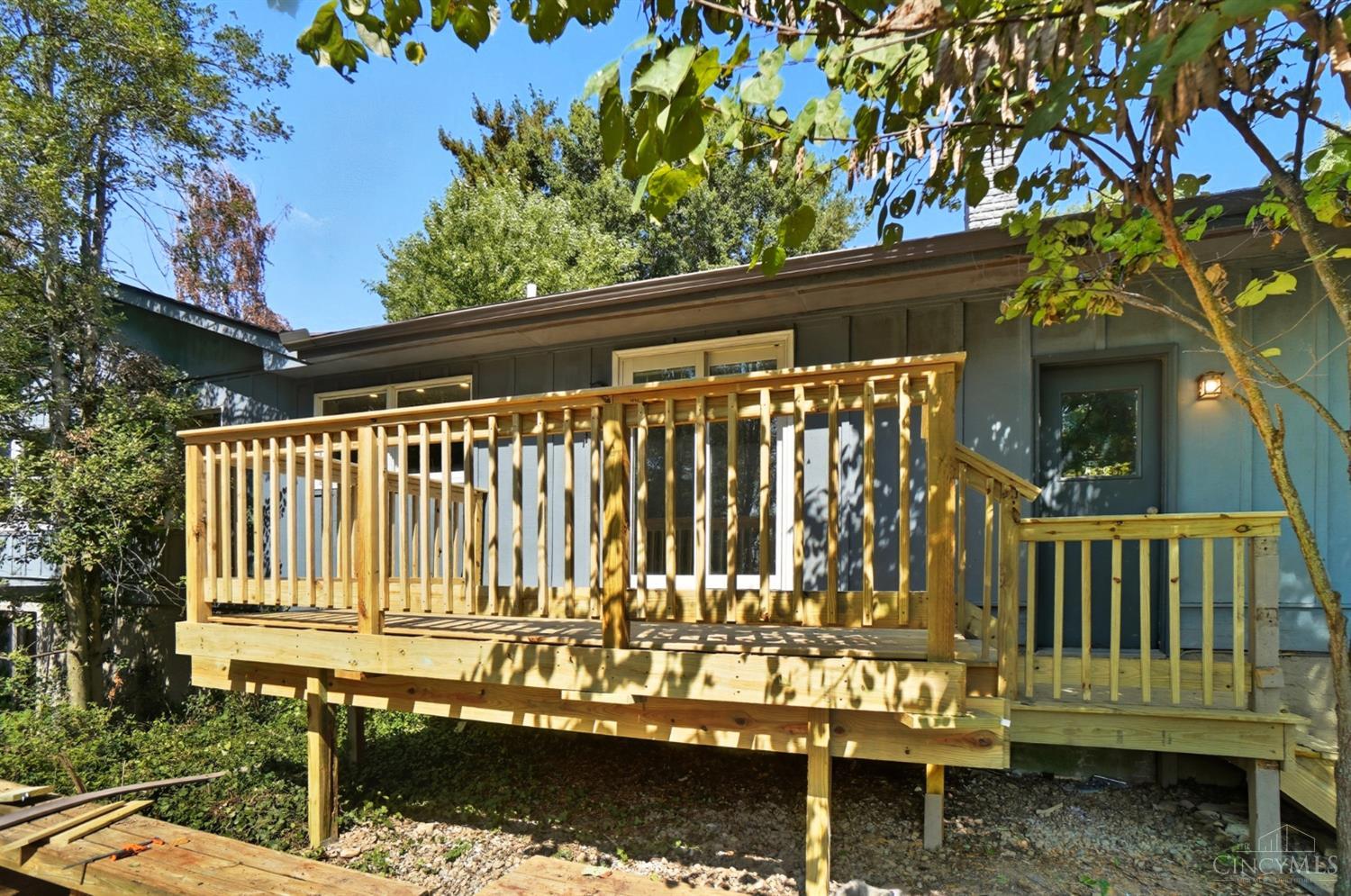 Green Twp, Ohio 45247, United States, 3 Bedrooms Bedrooms, ,3 BathroomsBathrooms,Residential,Pending,214243