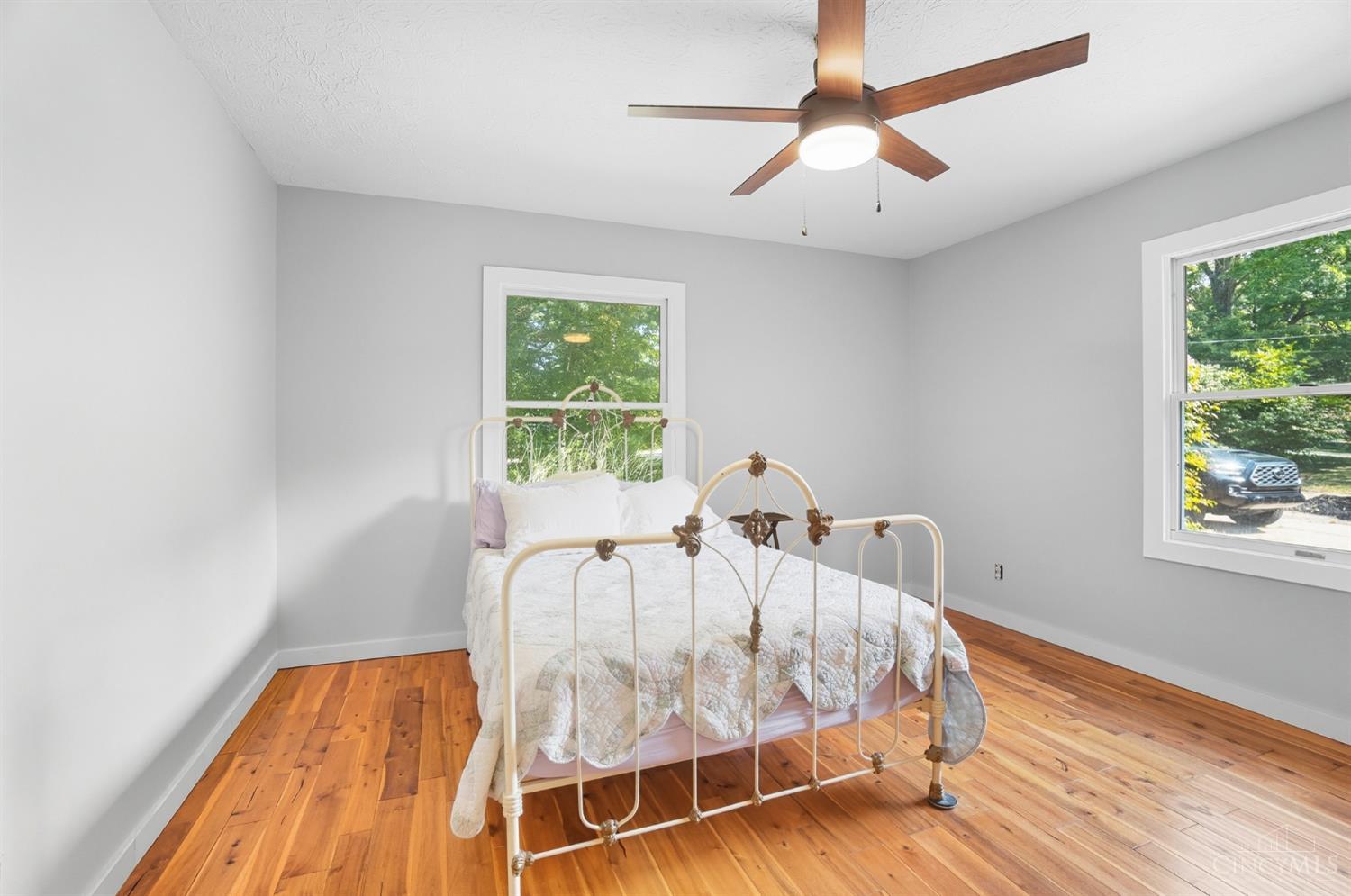 Green Twp, Ohio 45247, United States, 3 Bedrooms Bedrooms, ,3 BathroomsBathrooms,Residential,Pending,214243