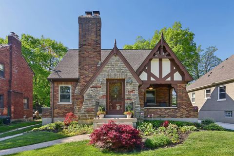 Photo of 1549 Wittlou Avenue, Cincinnati, OH 45224 (MLS # 1876646)