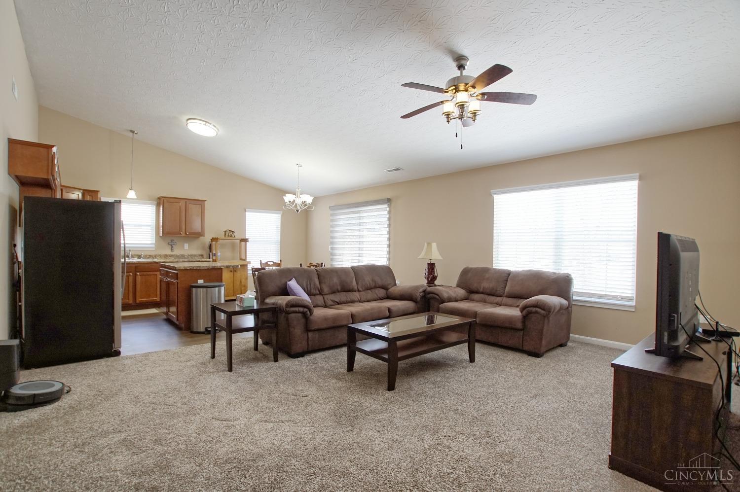 78 Thornhill Drive, Hamilton, Ohio image 5