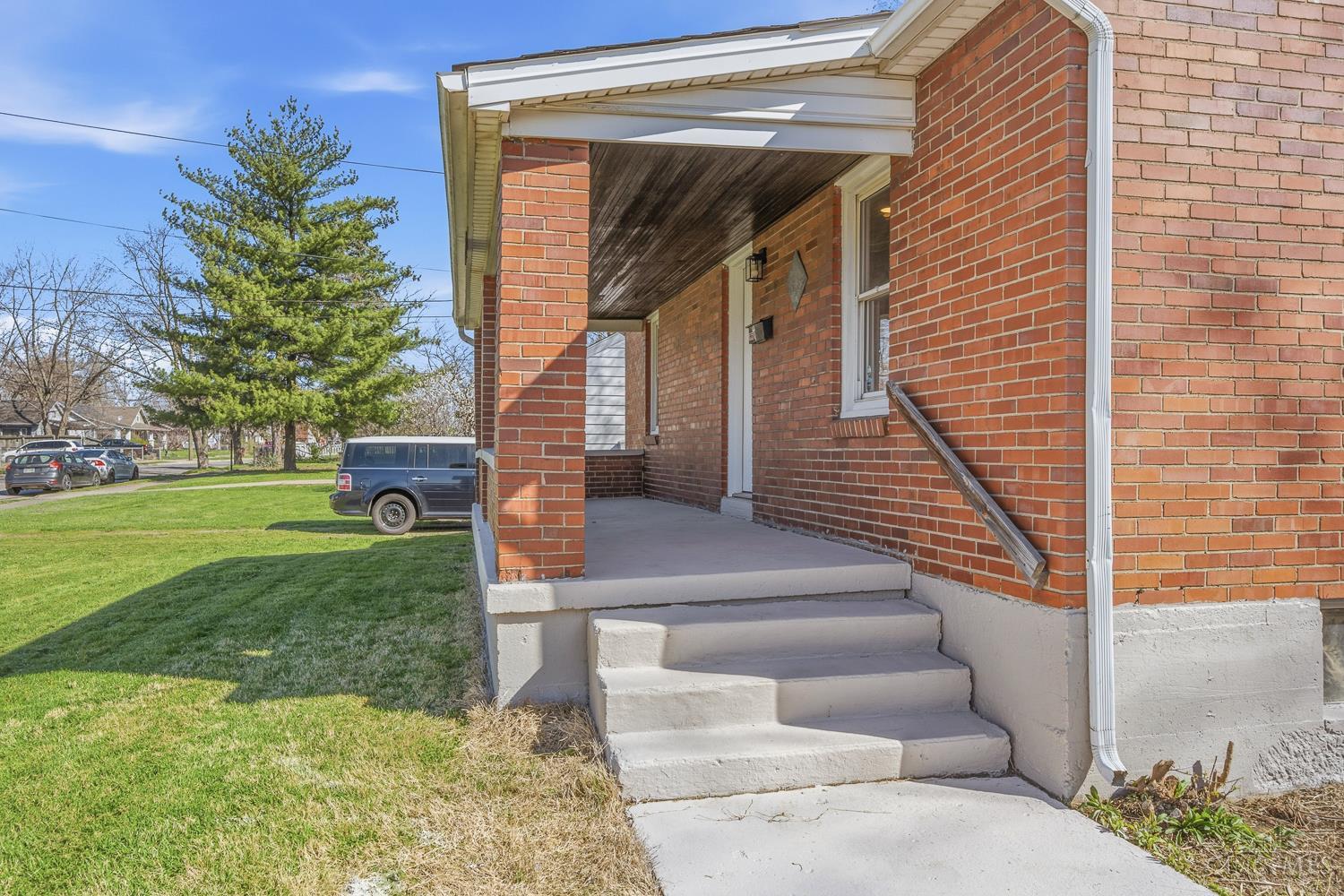 2021 Carolina Street