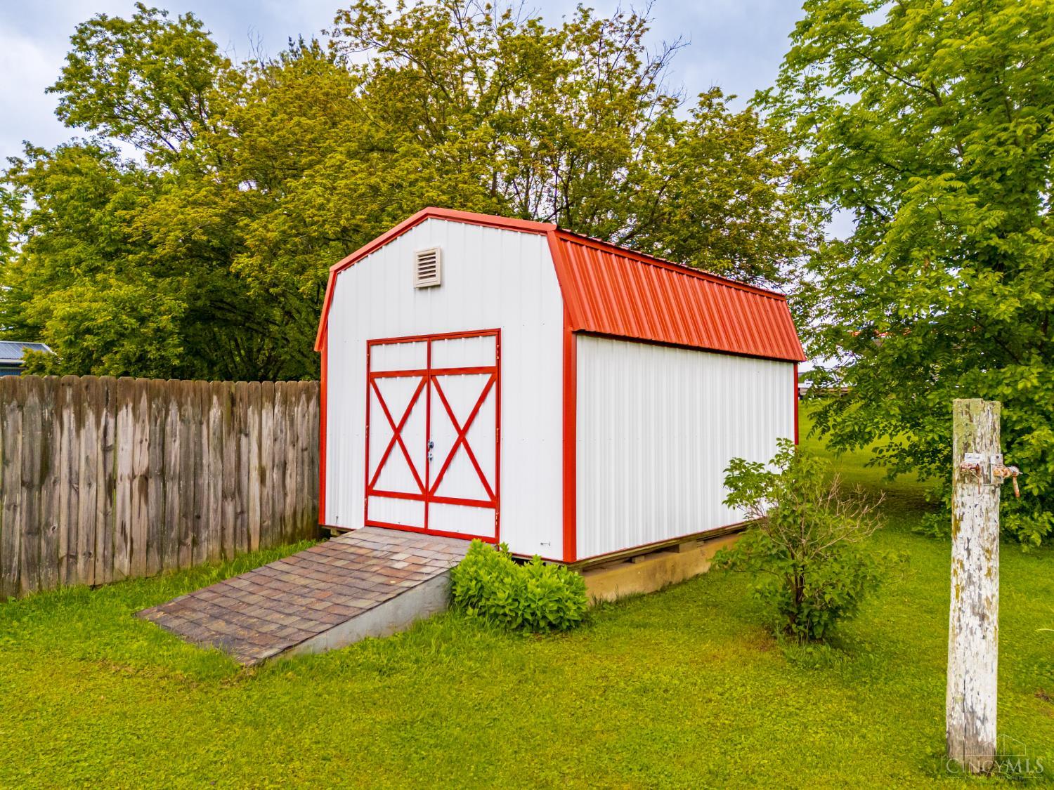 526 E Walnut Street, West Union, Ohio image 11