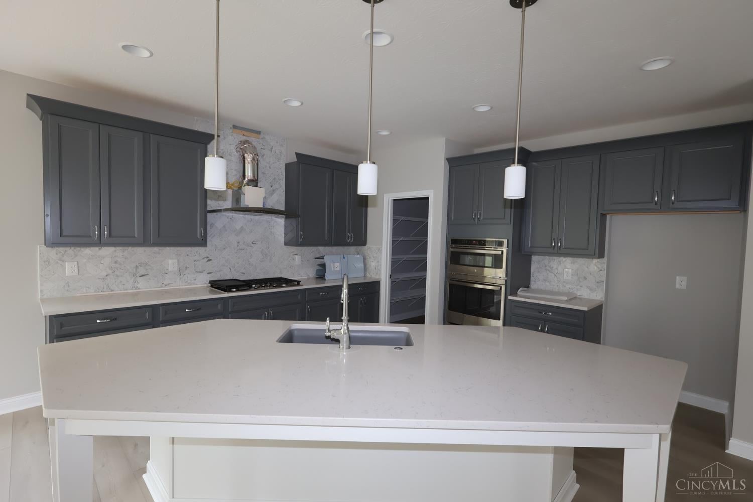 5779 Irwin Drive 142