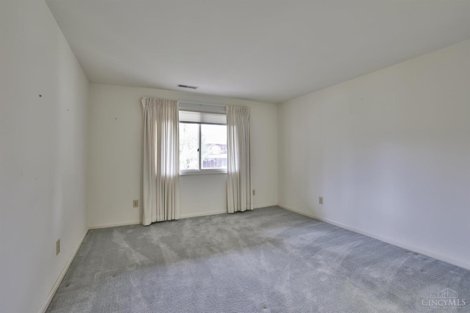 142 Miami Lakes Drive, Milford, Ohio image 22