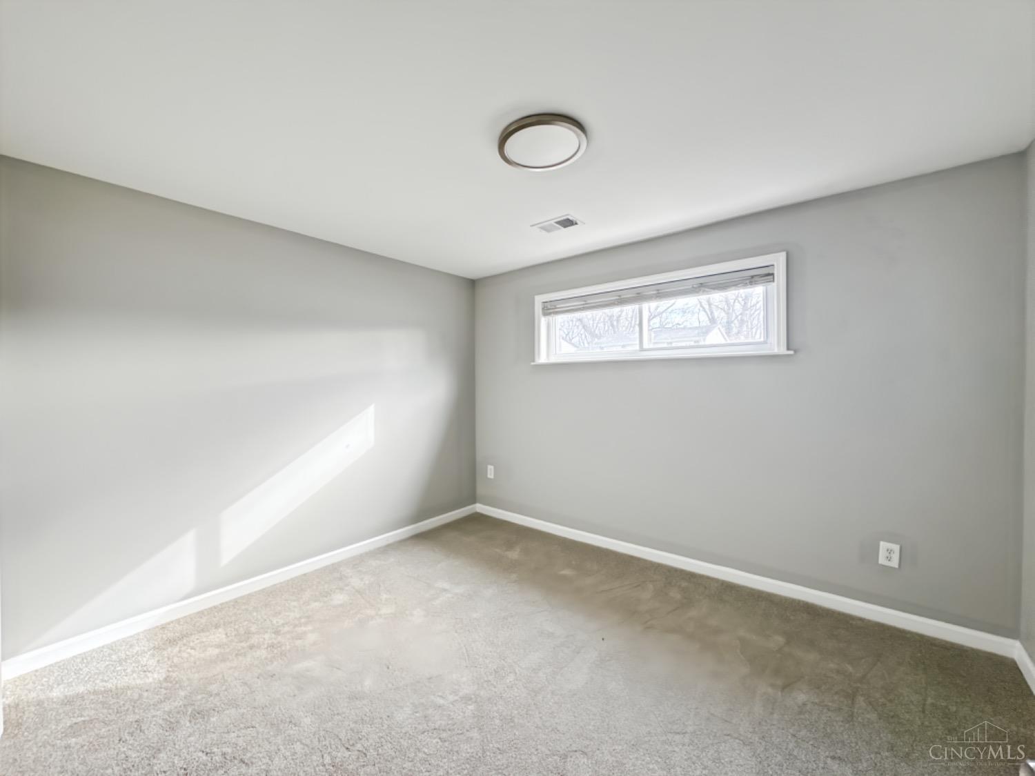 2796 Cornwall Drive, Colerain Twp, Ohio image 17