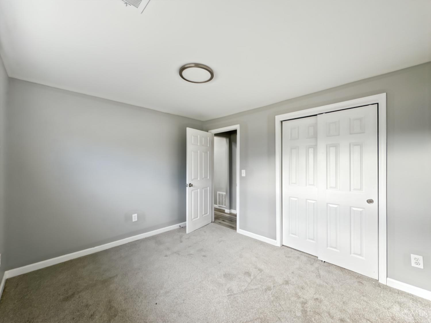 2796 Cornwall Drive, Colerain Twp, Ohio image 18