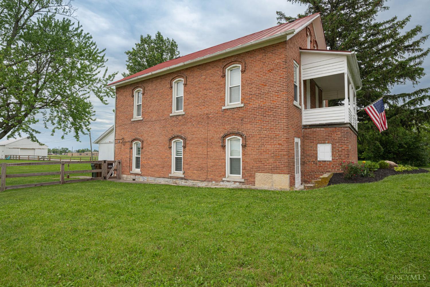 824 W Main Street, New Lebanon, Ohio image 7