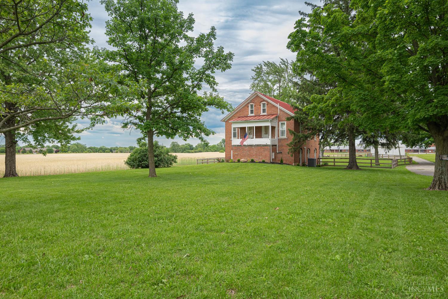 824 W Main Street, New Lebanon, Ohio image 10