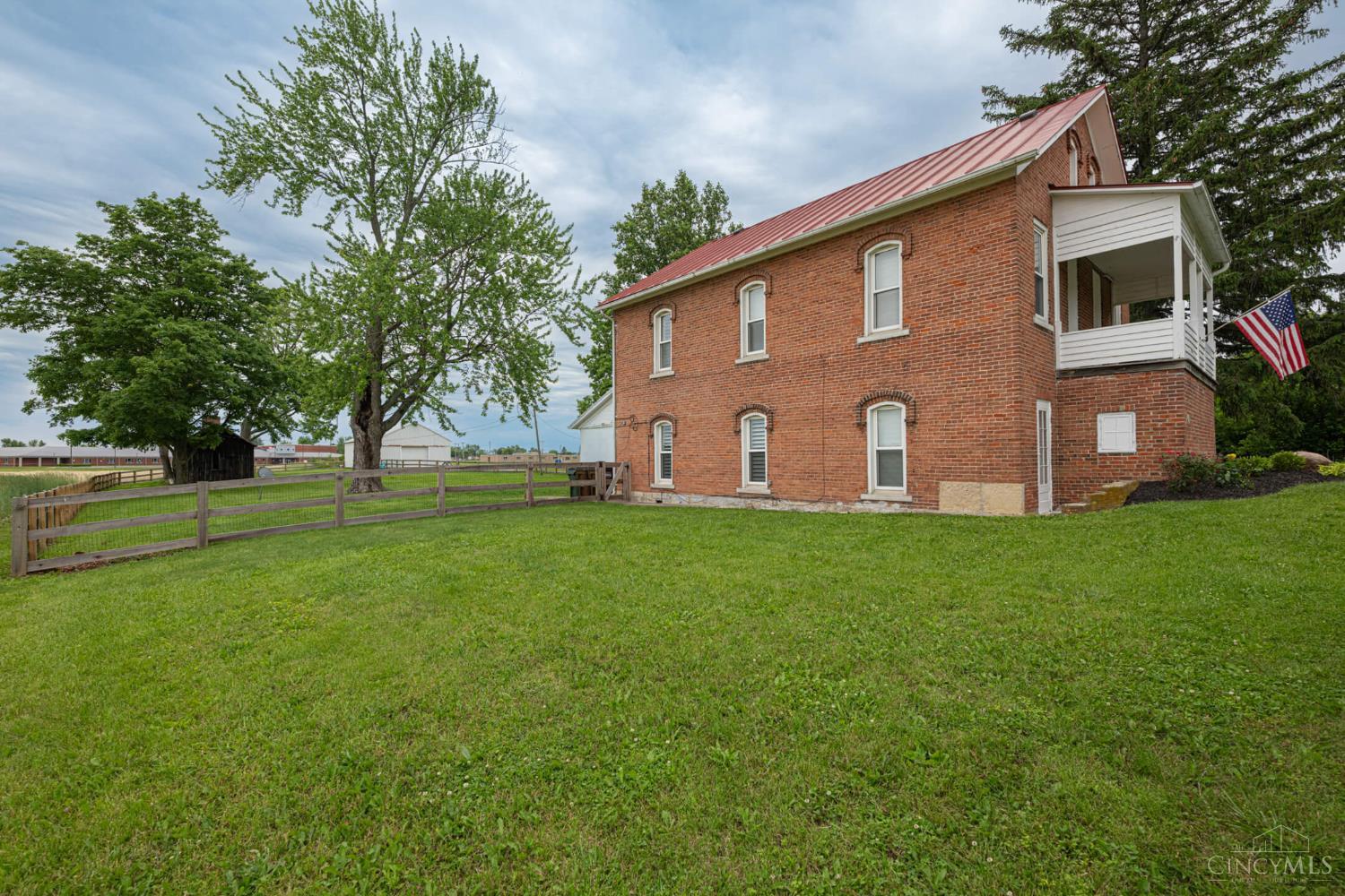 824 W Main Street, New Lebanon, Ohio image 8