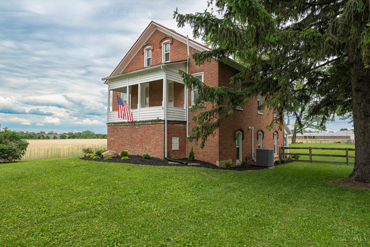 824 W Main Street, New Lebanon, Ohio image 6