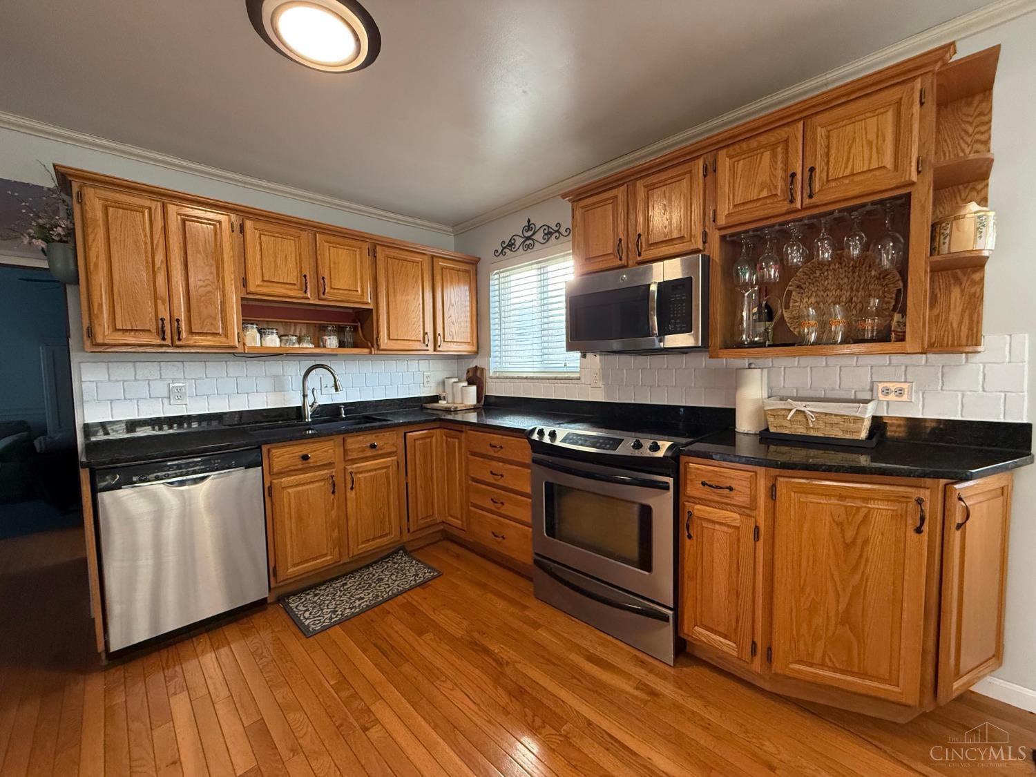 12055 Wincanton Drive, Colerain Twp, Ohio image 6