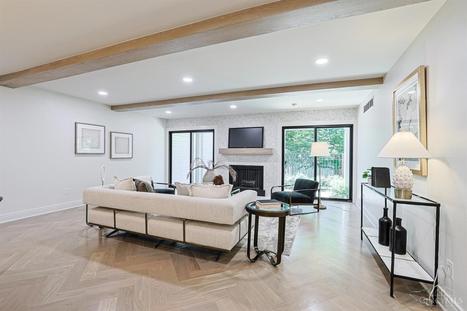 3488 Forestoak Court