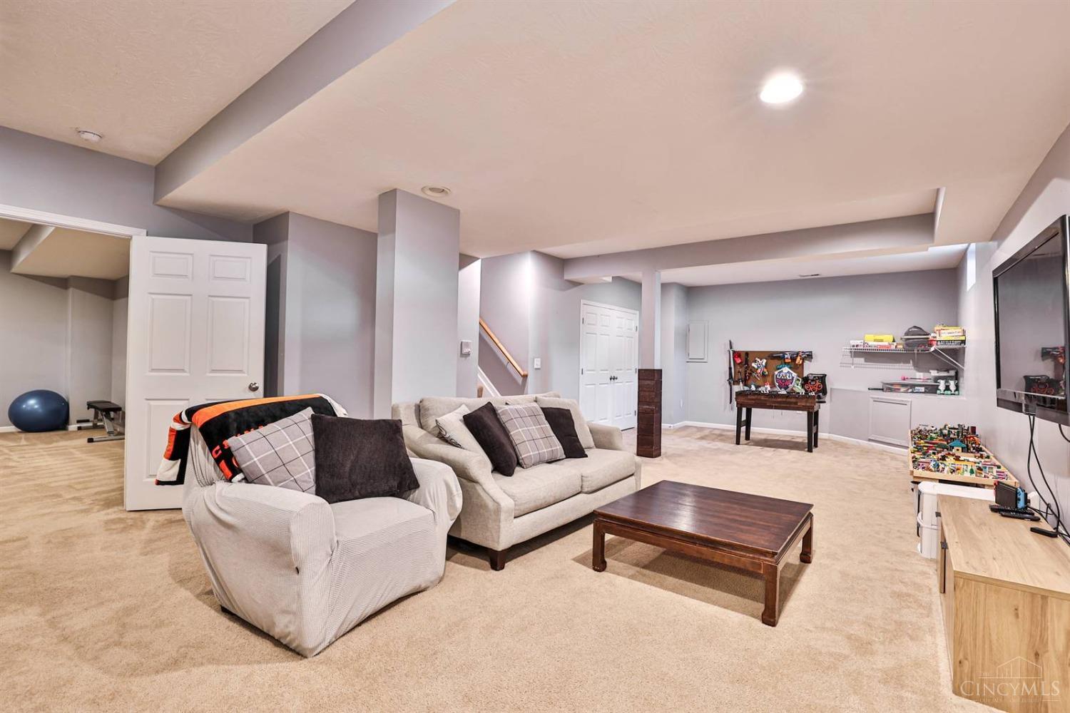 162 Heffron Circle, Maineville, Ohio image 37