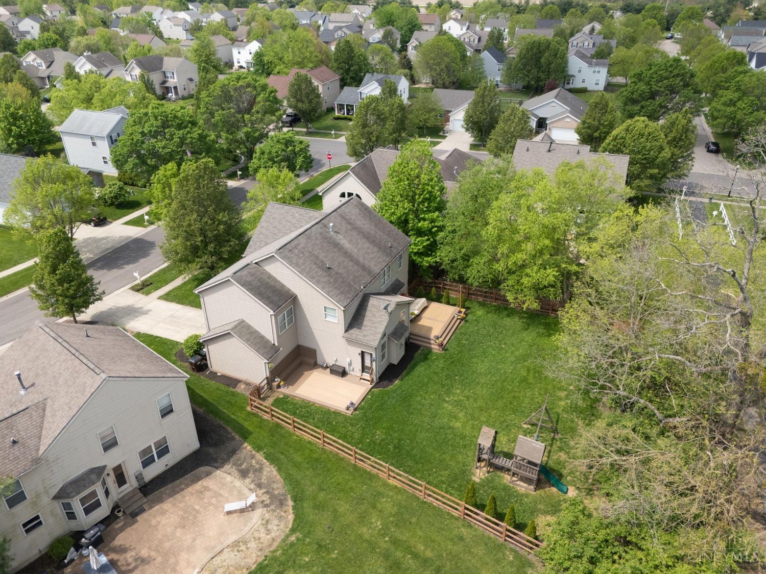 162 Heffron Circle, Maineville, Ohio image 3