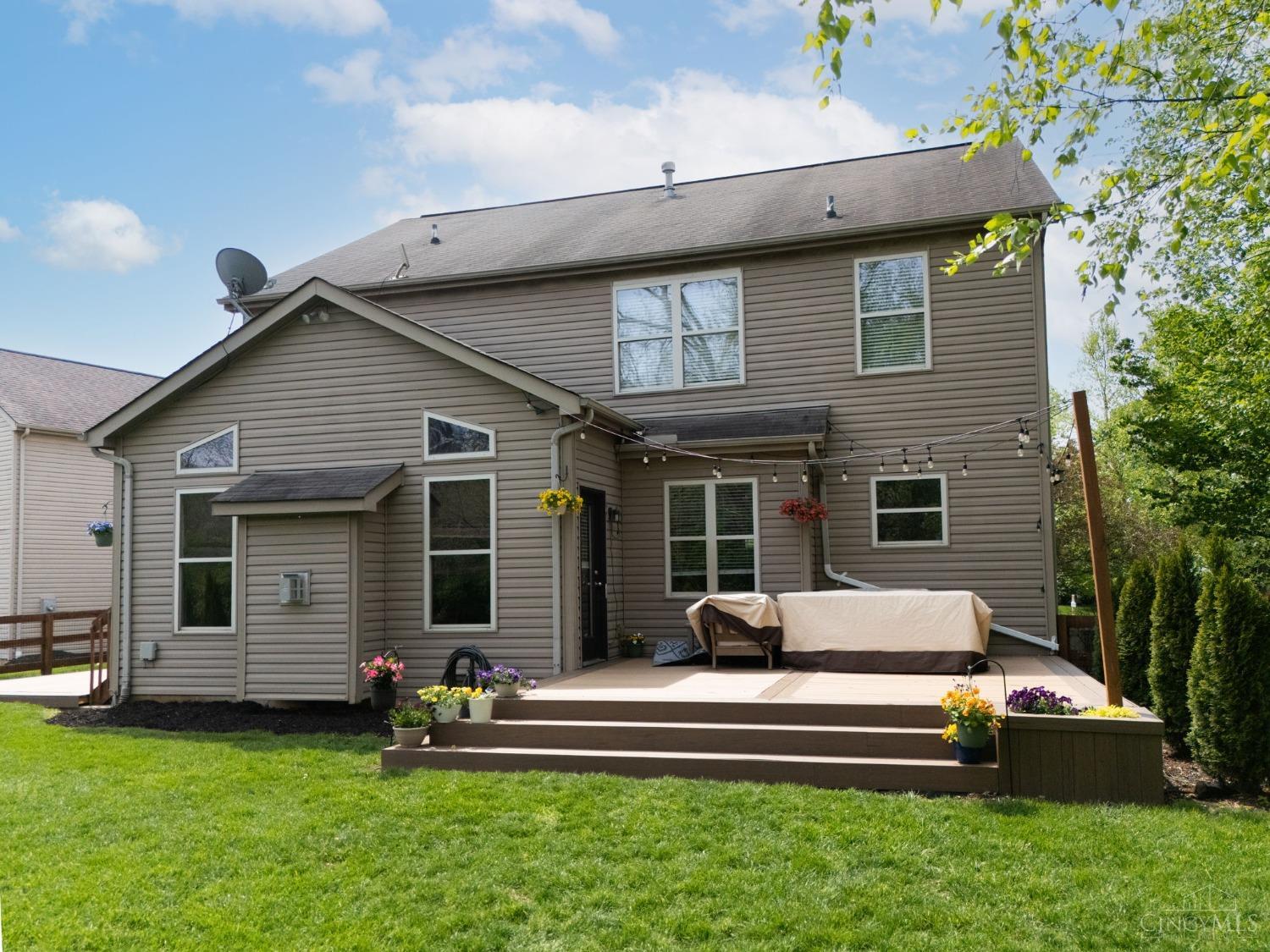 162 Heffron Circle, Maineville, Ohio image 2