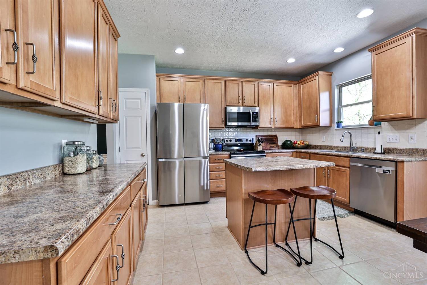 162 Heffron Circle, Maineville, Ohio image 19